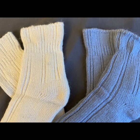2 Pairs Knit Socks - Picture 2 of 2